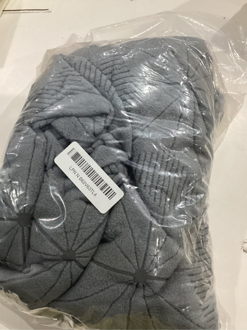 Condition photo showing Good Condition for NeColorLife Square Ottoman Cover Large,Stretch Square Ottoman Covers Slipcover,Knitted Jacquard Cover for Storage Stool,Footstool Protection for Living Room,Grey,Large Pattern a Grey L Length&Width:35-44",Height:14-20"