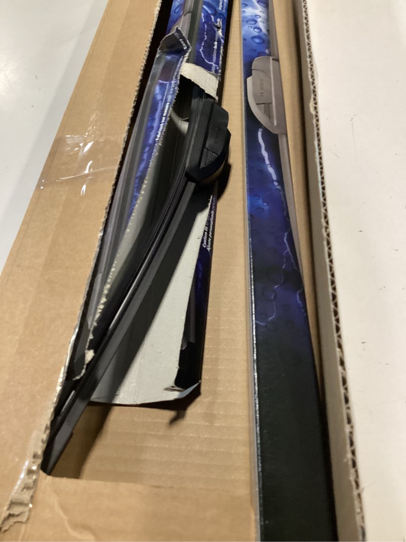 Condition photo showing As Is for bosch 26a20a icon beam wiper blades - driver and passenger side - set of 2 blades (26a & 20a) front (26a & 20a) icon combo pack (front)