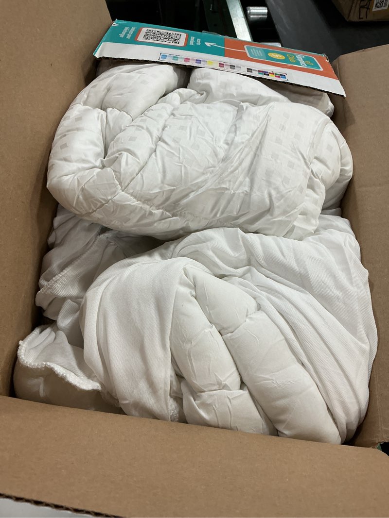 Condition photo showing As Is for easeland queen size mattress pad pillow top mattress cover quilted fitted mattress protector cotton top stretches up 8-21" deep pocket cooling mattress topper (60x80 inch, white) white queen