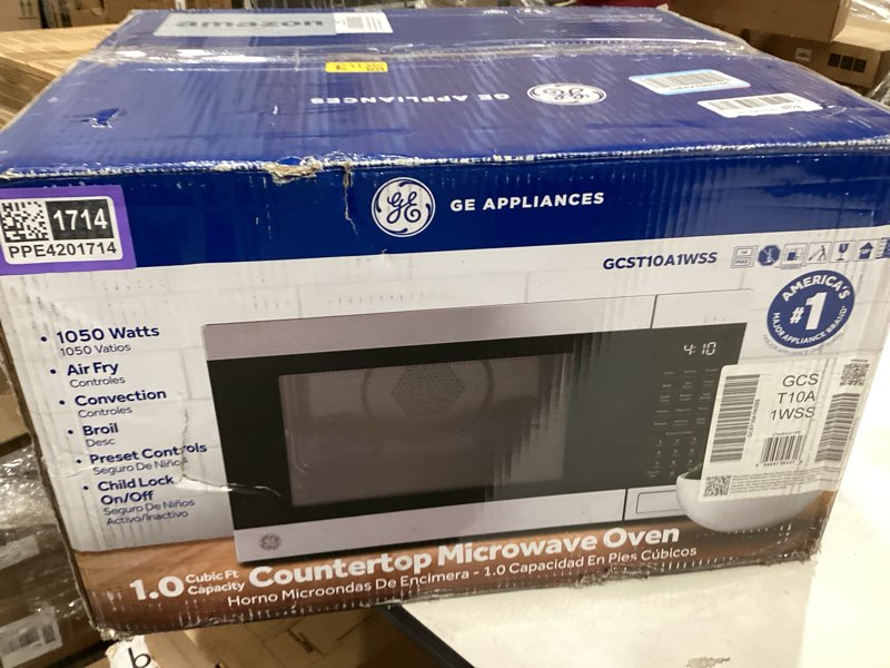 Condition photo showing Good Condition for countertop microwave oven