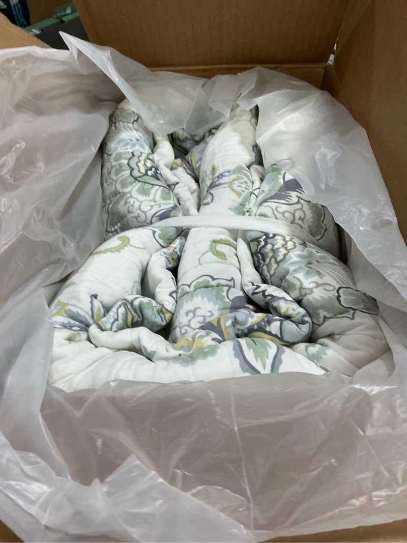 Condition photo showing Good Condition for levtex home ophelia spa reversible king/cal king quilt set (106x92in) and 2 pillow shams (36x20in) - bedding - blue, yellow, white - rayon king size quilt bedding set - lightweight, soft, pre-washed quilt - king/cal king spa