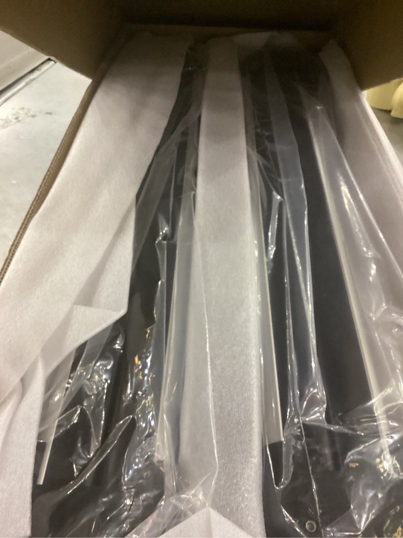 Hitch ski and snowboard rack
