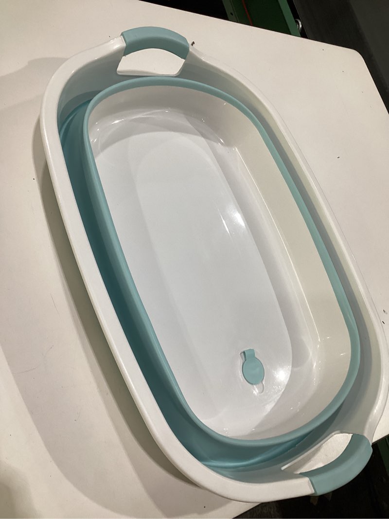 Condition photo showing Good Condition for Collapsible Dog Bath Tub for Small Dogs & Cats, Portable Puppy Bath Tub with Water Drain Plug, Space Saving Foldable Pet Bathtub for Indoor & Outdoor Use, Blue
