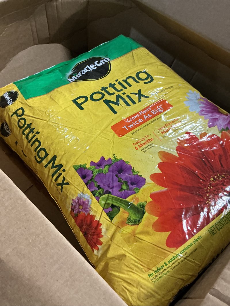 Condition photo showing Good Condition for miracle-gro potting mix - for container plants, flowers, vegetables, shrubs, annuals, perennials, potting soil mix, feeds up to 6 months, 16 qt. (2-pack) 2-pack 16 qt.