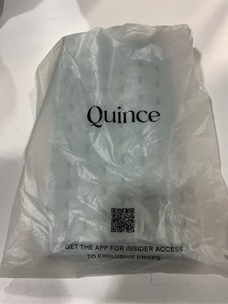 https://lotting-media.assets.bidfta.com/lotting_28ac234f-31f8-47f0-a53f-f4451920f1ef