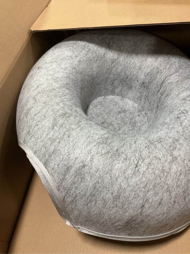 Condition photo showing Good Condition for Large Cat Tunnel Bed for Indoor Cats with 3 Toys, Scratch Resistant Donut Cat Bed, Up to 30 Lbs (L 24x24x11, Dark Grey) L(24x24x11) Dark Grey