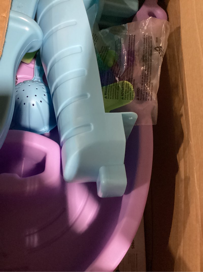 Condition photo showing Good Condition for step2 rain showers & unicorns water table
