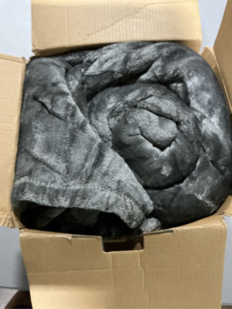 Condition photo showing Good Condition for phf ultra soft fleece blanket queen size, no shed no pilling luxury plush cozy 300gsm lightweight blanket for bed, couch, chair, sofa suitable for all season, 90" x 90", dark grey queen(90" x 90") dark grey