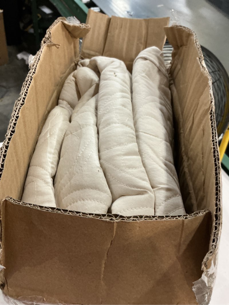 Condition photo showing Good Condition for madison park quebec split corner quilted bedspread classic traditional design all season, lightweight, bedding set, matching shams, queen, damask quilted cream 3 piece