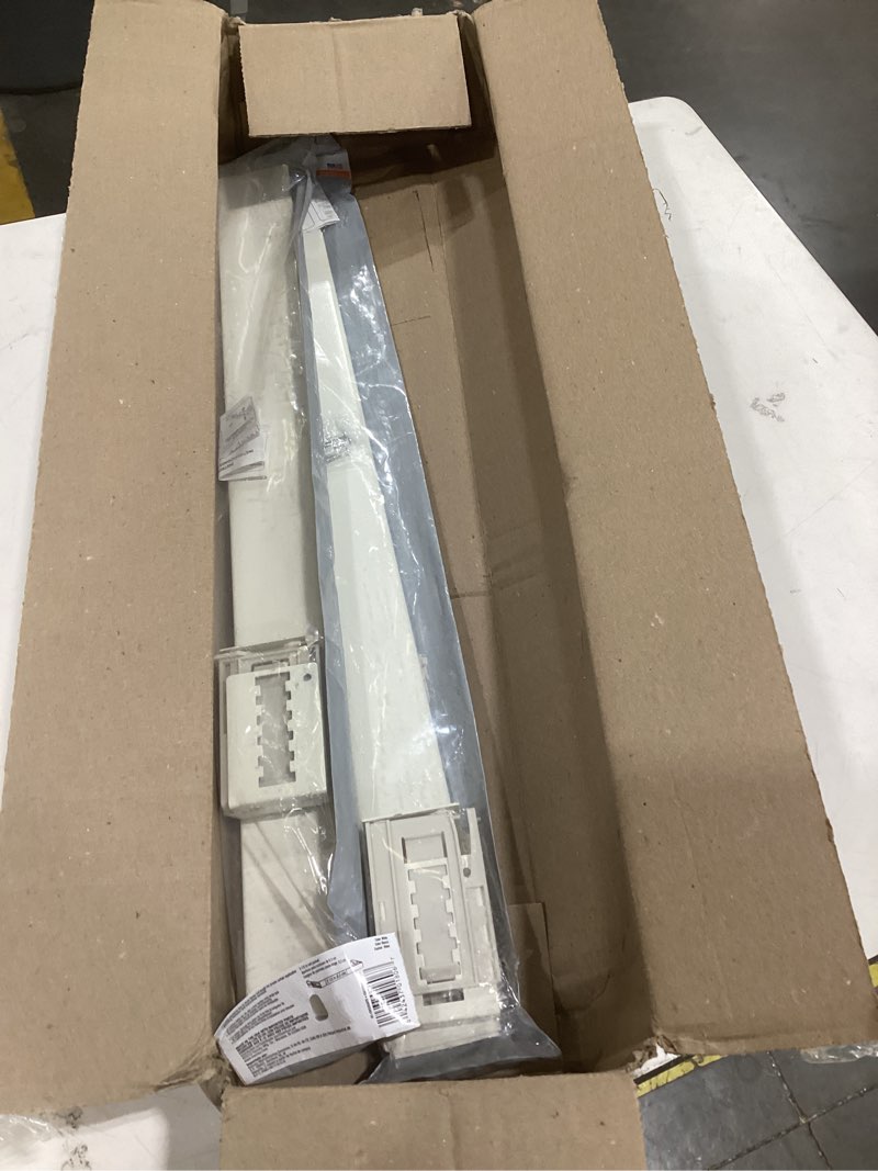 Condition photo showing Good Condition for kenney 506ap classic 2.5 adjustable projection, 28 to 48-inch wide pocket curtain rod, white