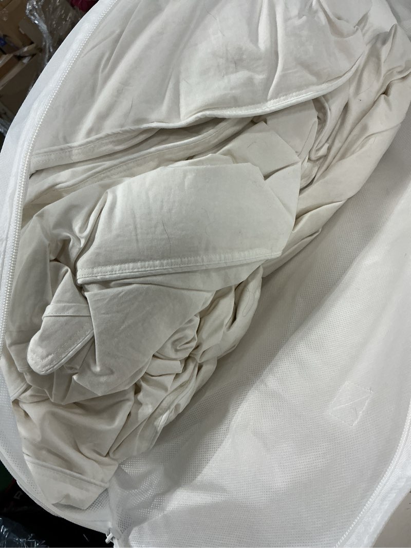 Condition photo showing As Is for lightweight premium down duvet insert, king/cal king, down