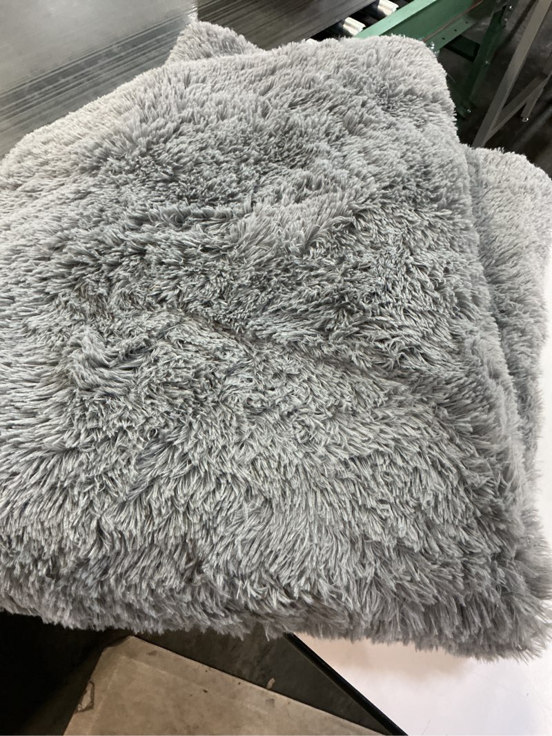 Condition photo showing As Is for 5x7 Bedroom Rugs: Shag Rug for Bedroom - Area Rug 5x7 Grey Plush Fuzzy Soft Carpet for Living Room - Teenage Room Dorm Decor Carpets Grey 5' x 7' (Rectangular)