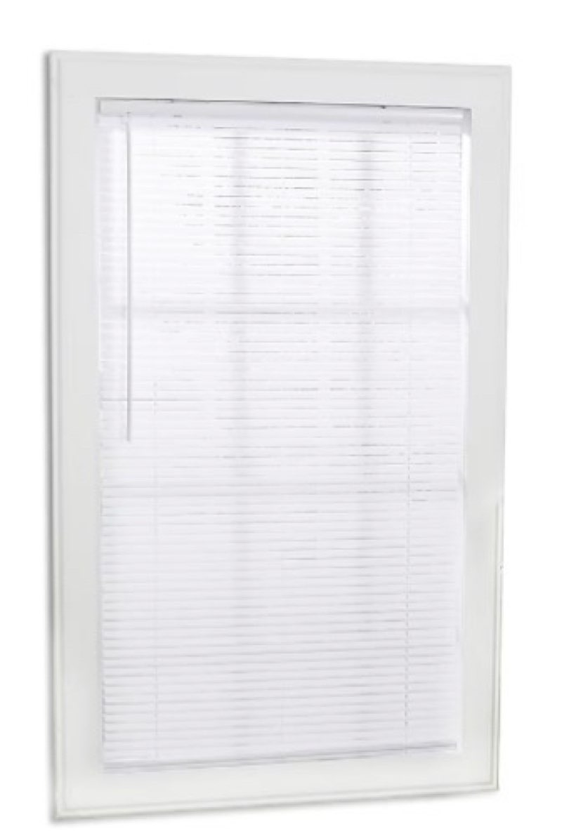 Project Source Light Filtering 1-in Slat Width 29-in x 64-in Cordless White