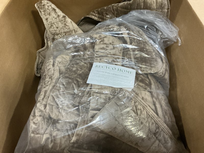 Condition photo showing Good Condition for RECYCO Luxury Velvet Quilt Set King Size Bedding Sets, Ultra Soft Velvet Comforter Set, Lightweight Channel Box Stitch Oversized Bedspread Coverlet for All Season, with 2 Shams, Mocha Brown King/Cal King (108" x 92") Mocha Brown
