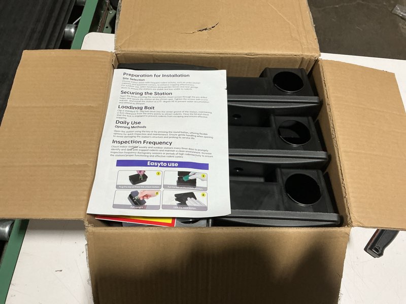 Condition photo showing Good Condition for Plastic Mouse Rat Bait Station Reusable Black Mouse Trap Bait Box Rodent Bait Station