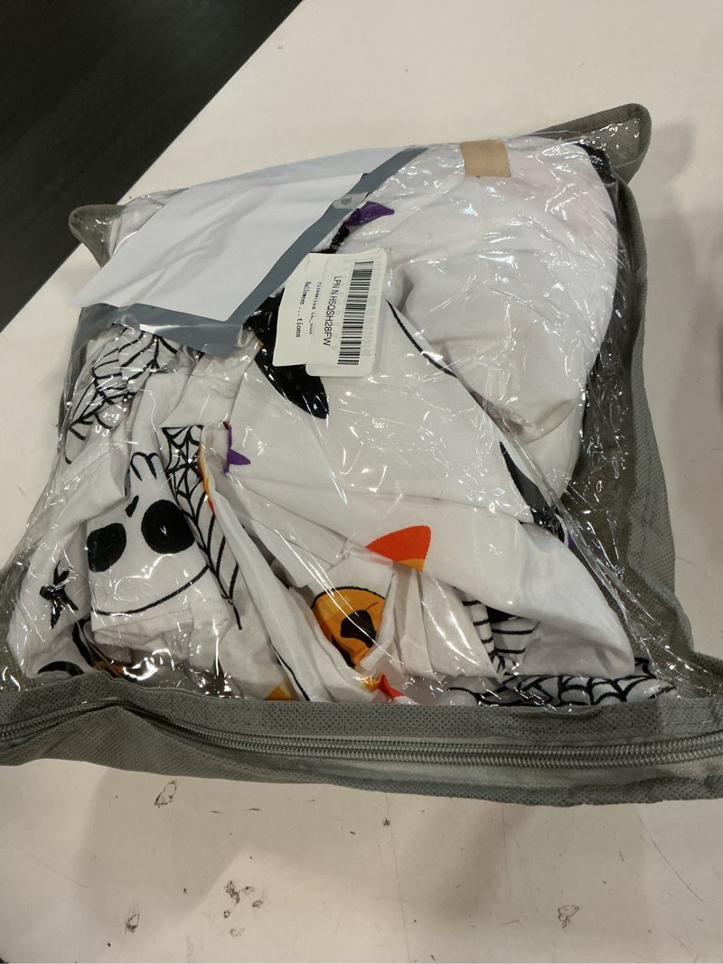 Condition photo showing Good Condition for halloween pumpkin decorations gothic bed sheets halloween bats bedding set spider web witch hat fitted sheet full,cartoon skeleton toddler sheets for kids girls,cobwebs halloween decorations multi 04 full