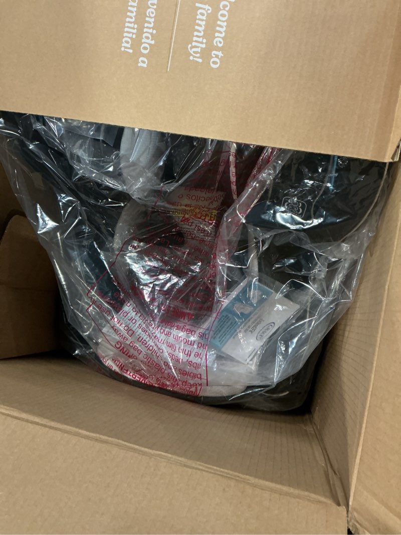 Condition photo showing New/Like New for Graco Extend2Fit Convertible Baby Car Seat, Rear and Forward Facing, Adjustable Extension Panel for Extra Legroom, Gotham 2-in-1 Gotham 2.0