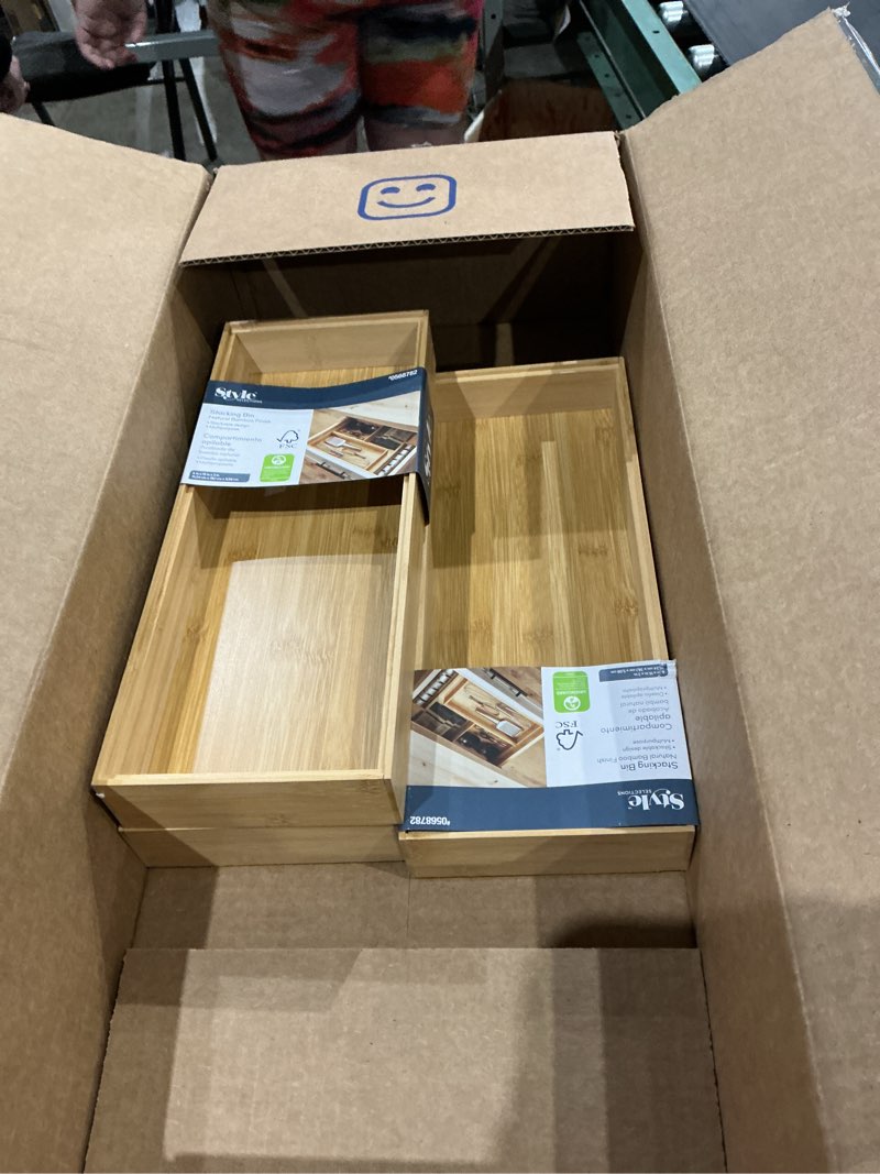 Condition photo showing Good Condition for lipper international 15-in x 6-in bamboo multi-use insert drawer organizer 3 pack
