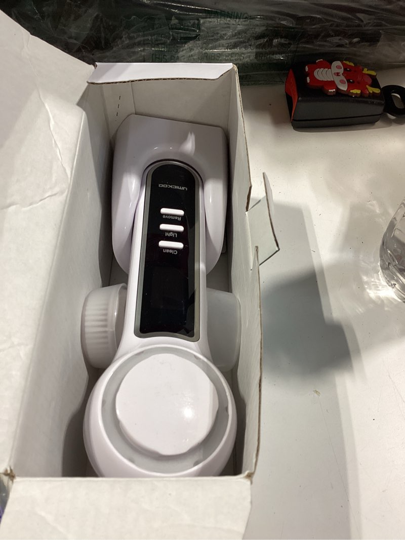 Condition photo showing Good Condition for face scrubber exfoliator with lcd screen,rechargeable facial cleansing brush ipx7 waterproof 3 in 1 blackhead remover vacuum for exfoliating,massaging and deep pore cleansing white