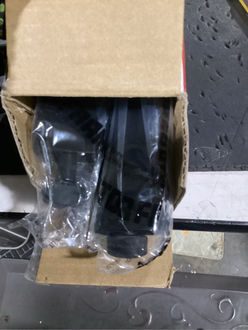 Condition photo showing New/Like New for gator frameworks angled metal desktop rack stand with non-slip rubber feet; 6u rack space (gfw-desktoprk-06u)