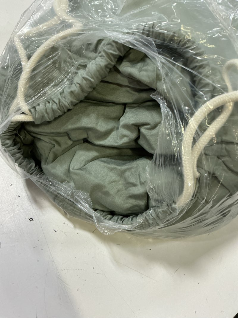 Condition photo showing Good Condition for bamboo duvet cover set, king/cal king, eucalyptus