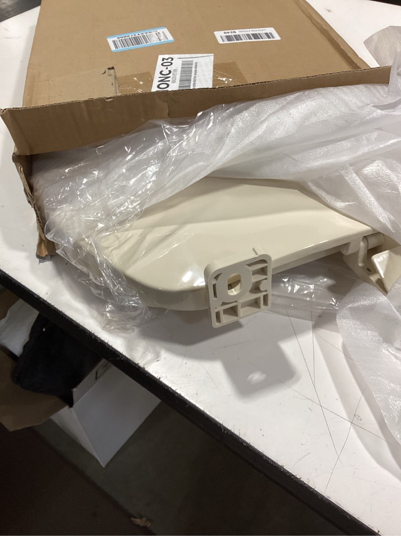 Condition photo showing Good Condition for highcraft b1tspe elongated plastic toilet seat with adjustable hinge, bone elongated plastic bone