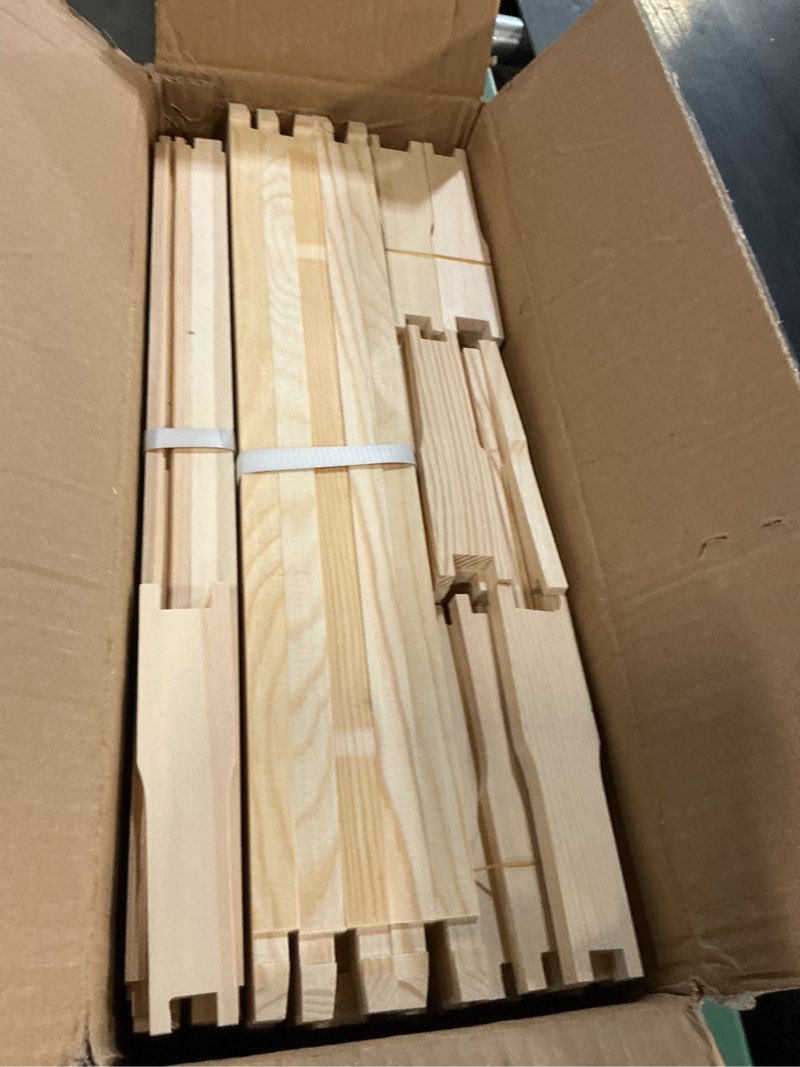 Condition photo showing New/Like New for beecastle 20 pack medium beehive frames and waxed foundations,honey bee frames with wooden bee hive frames and beeswax coated foundations, 6-1/4-inch (yellow) 20-pack
