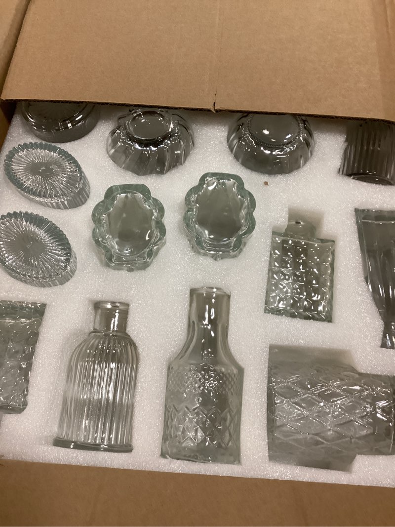Condition photo showing New/Like New for Untitled Item