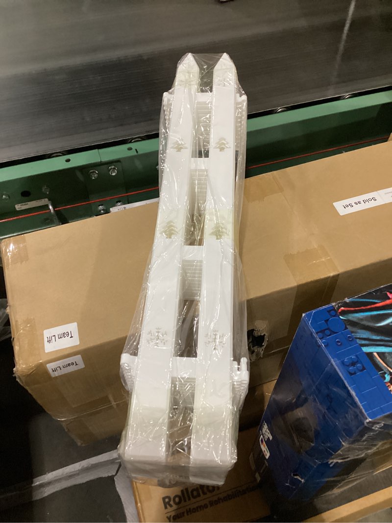 Condition photo showing New/Like New for 24" Extra Tall Fence for Christmas Tree,12PCS White Picket Fence Gate Barrier with Snowflakes&Tree Patterns Christmas Tree Gate for Pets(24" H x 5" W Each) 24inches-12PCS White