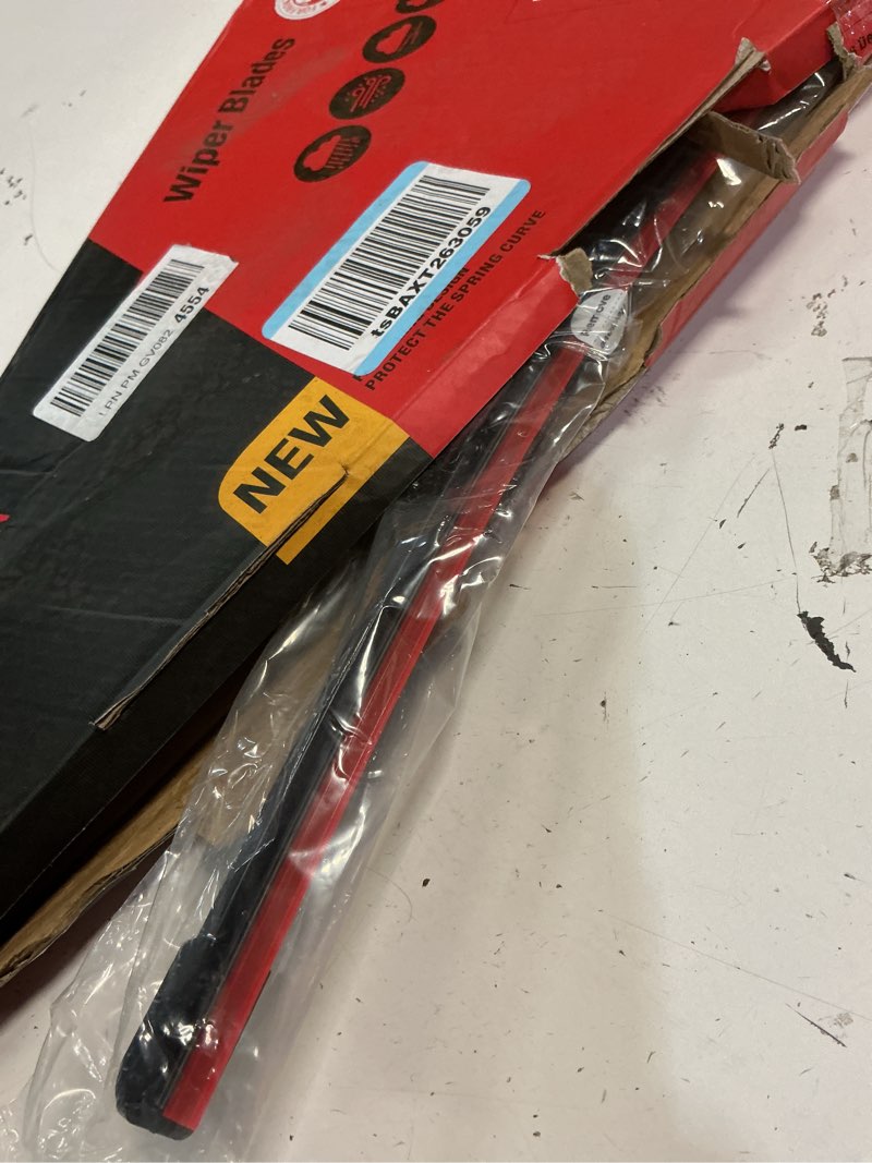 Condition photo showing New/Like New for berg regen 26"+16" windshield wiper blades replacement for toyota corolla 2009-2019,toyota rav4 2013-2024,honda cr-v 2007-2018,hyundai accent 2011-2022 tucson 2016-2024 –genuine oem quality (set of 2) 26" + 16"(pair for front windshield)