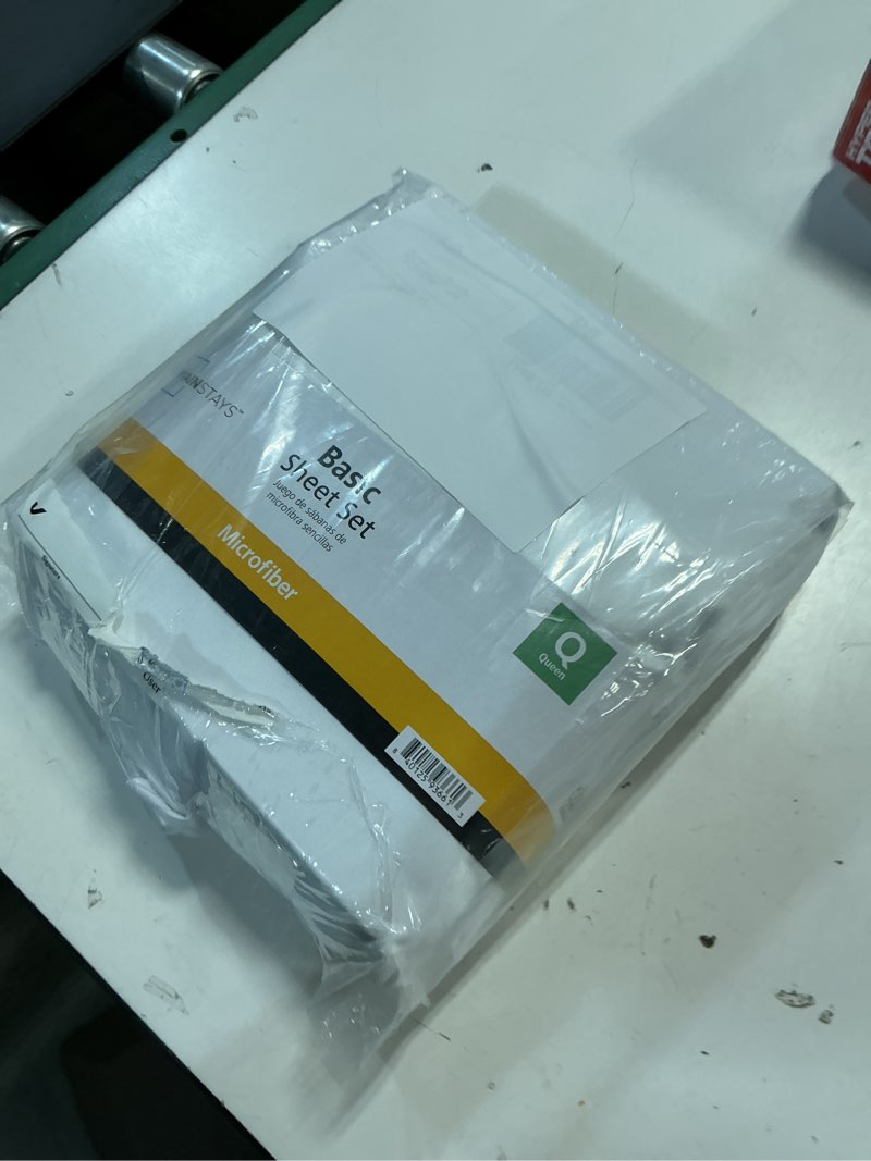 Condition photo showing Good Condition for mainstays basic value microfiber bed sheet set, arctic white, king, 4 piece visit