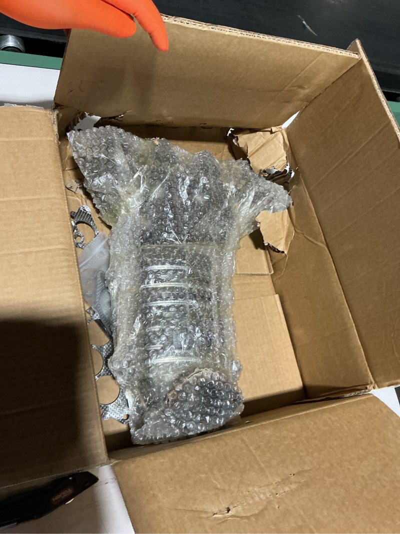 Condition photo showing As Is for manifold catalytic converter replacement for kia rio hyundai accent 2006-2011 1.6l
