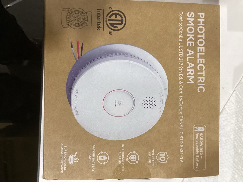 Condition photo showing As Is for Smoke Detector Hardwired Interconnected, Photoelectric Smoke Alarm with 120V AC Power Supply&9V Backup Battery, Interconnects Up to 12 Fire Alarms, Smoke Detectors for Home, UL217-10th Listed, 1 Pack