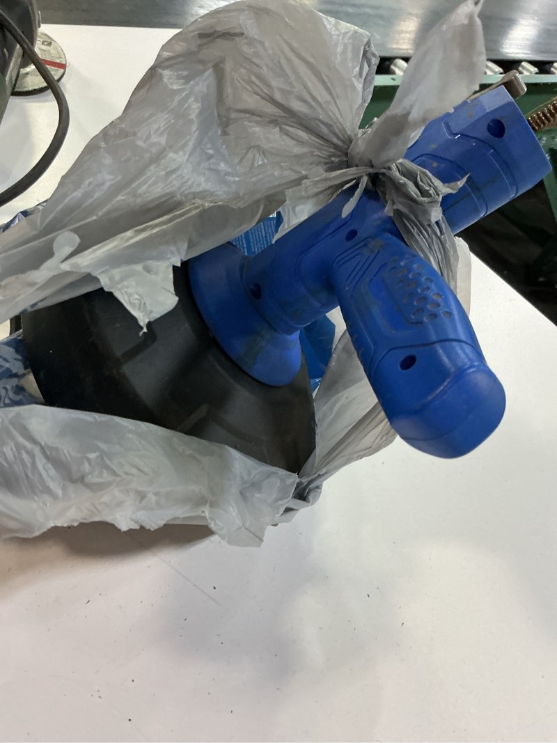 Condition photo showing As Is for kobalt 1/4-in x 25-ft high carbon wire hand auger for sink
