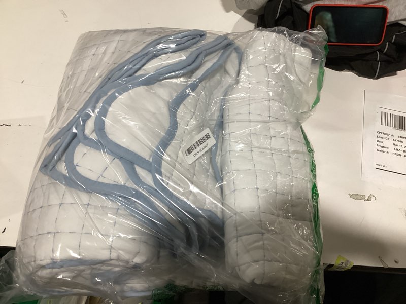 Condition photo showing New/Like New for WDCOZY White Twin Size Quilt Bedding Set, Blue Scalloped Farmhouse Country Rustic Lightweight Soft Coverlet for All Season, Cute Cozy Kantha Pick Stitch Bedspread, 1 Pillow Shams White With Blue Edge Blue Stitching Twin(68"x90")