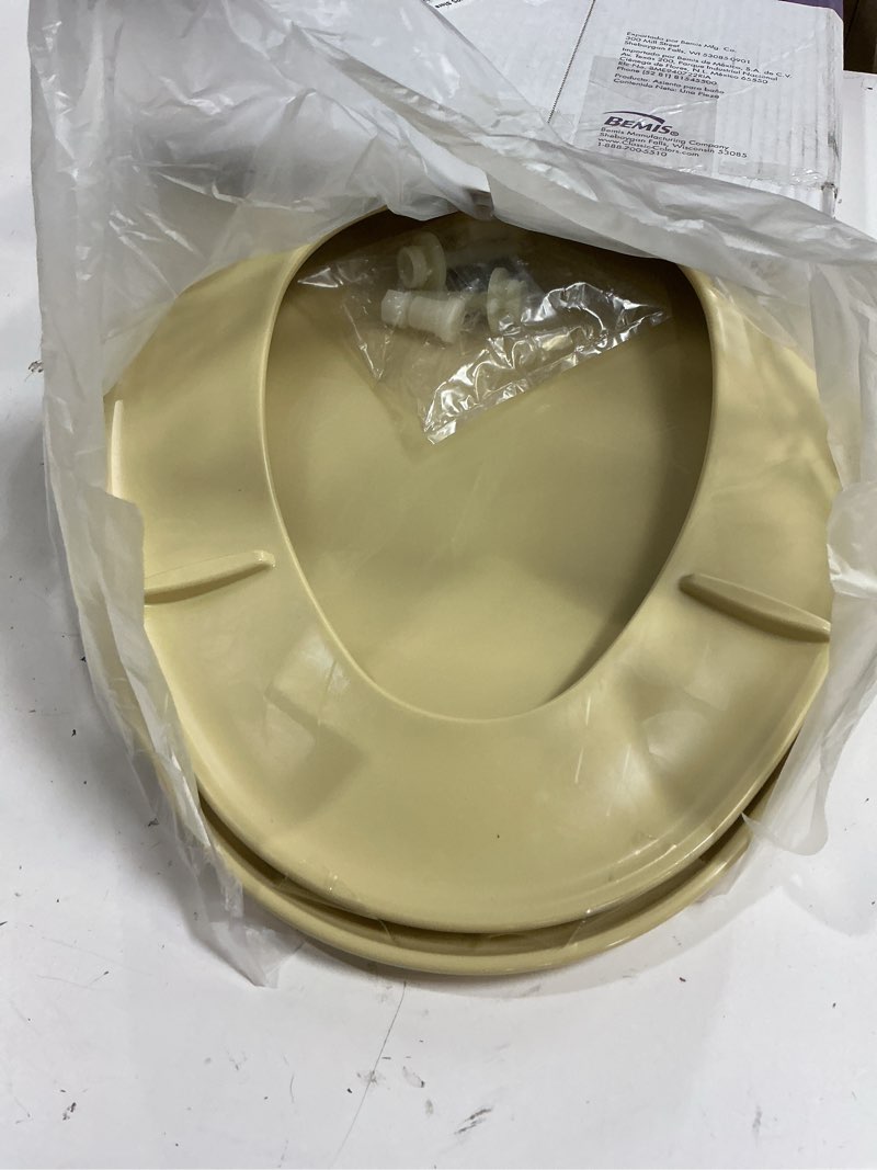 Condition photo showing Good Condition for bemis classic colors slow close toilet seat, easy clean hinges and durable plastic seat, made in usa, elongated, harvest gold elongated harvest gold
