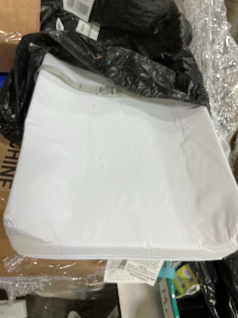 Condition photo showing New/Like New for Munchkin Secure Grip Baby Diaper Changing Pad for Dresser, Waterproof and Wipeable, Contoured, Standard Size (14.75" x 31"), White