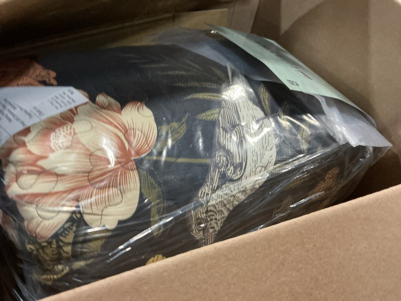 Condition photo showing Good Condition for litanika floral black quilt queen size - 3 pieces botanical birds pattern quilt bedding, lightweight soft coverlet for all seasons (96"x90") 2 - black queen(96*90in)