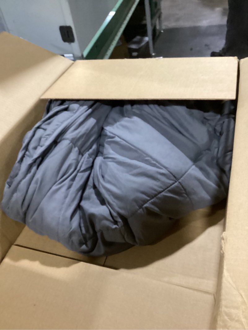 Condition photo showing Good Condition for Weighted Blanket 15lbs 60"x80", Weighted Blankets for Adults, Cooling Weighted Blanket for Sleeping, Machine Washable Soft & Breathable All-Season Comfort & Premium Glass Beads(60" x 80" 15 lbs)