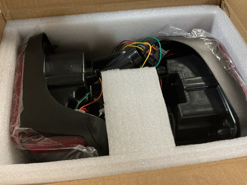 Condition photo showing Good Condition for tail lights assembly for jeep wrangler jl 2018-2024 [only for rubicon] [with tail light brackets] oe rear lamp replacement