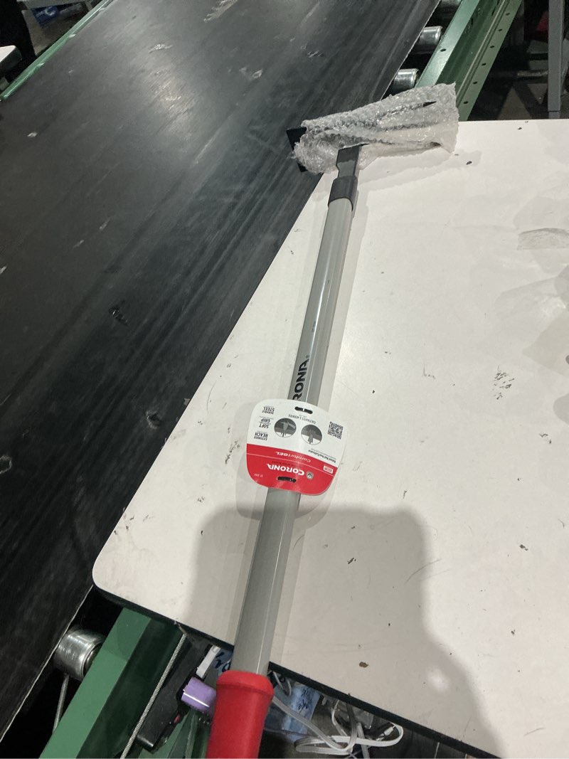 Condition photo showing Good Condition for corona gt 3244 extended reach hoe and cultivator, red, no size,40.16 x 9.65 x 5.51 inches, gray
