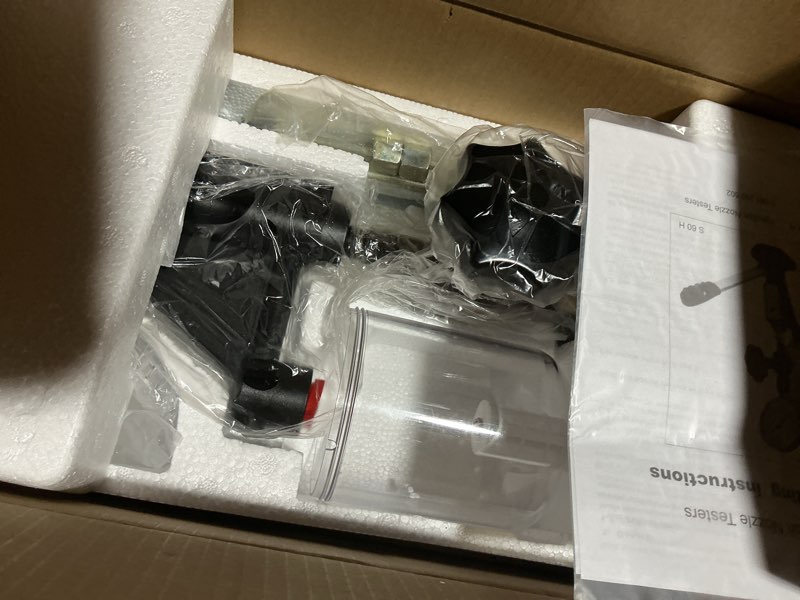 Condition photo showing Good Condition for 600Bar Diesel Injector Tester 8700PSI Diesel Fuel Injector Nozzle Tester with Dual Scale Gauge to Adjust Injector Nozzle Pressure and Testing Diesel Injector Nozzle Pop Pressure Tester