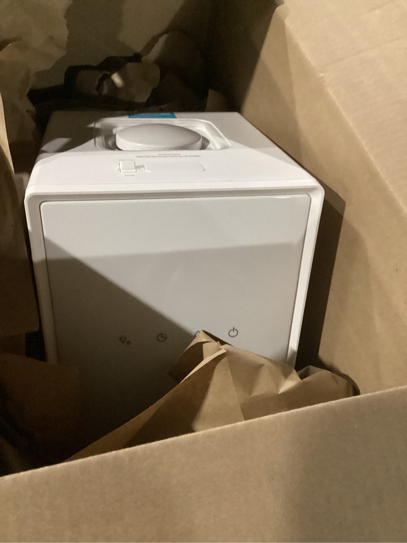 Condition photo showing Good Condition for stainless steel humidifier, 3l warm mist humidifier, easy clean with warm steam humidifier, healthy air mist humidifiers for bedroom living room, with sleep mode and auto-off setting 3lwhite