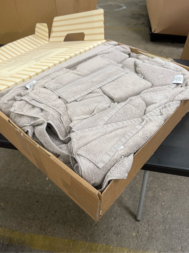 Condition photo showing Good Condition for classic bath towel bundle, one size, grey