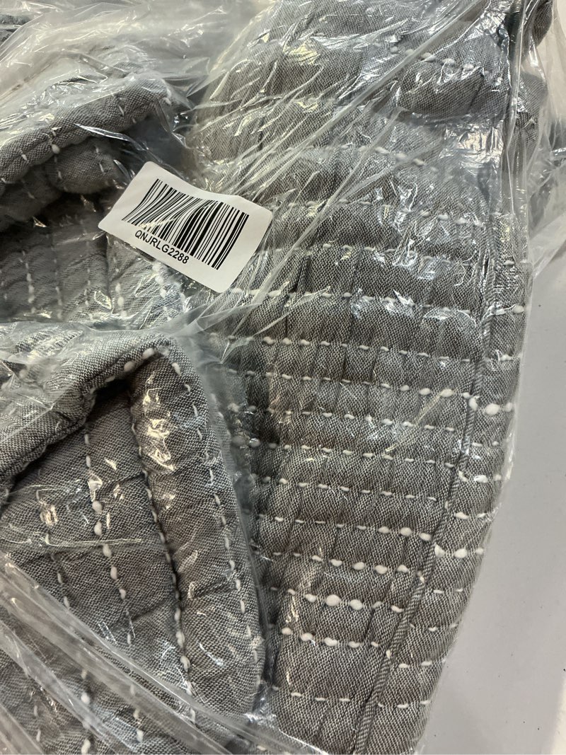 Condition photo showing Good Condition for organic cotton channel stitch coverlet set, twin, blue