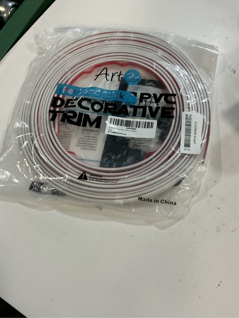 Condition photo showing New/Like New for Art3d 30 Ft Peel and Stick Flexible Vinyl Molding Trim for Wall Tile Edges, Kitchen backsplash, Mirrior Frame in Mirror in White White 30 Feet