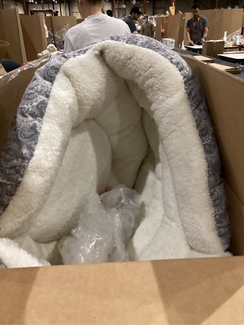 Condition photo showing Good Condition for K&H Pet Products Self-Warming Hut Cat Cave Bed, Super-Soft Self-Heating Covered Cat Tent Bed, No Electric Needed to Keep Pets Warm, Also for Small Dogs, Machine Washable - Small 19 X 18in Gray Gray/White
