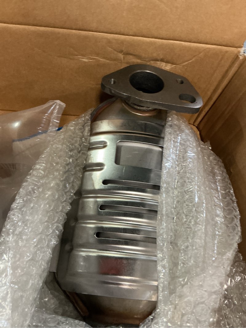 Condition photo showing Good Condition for catalytic converter compatible with 2000-2003 jeep wrangler 4.0l oe# 53461 641160 20367 (epa compliant) 00-03 wrangler 4.0l