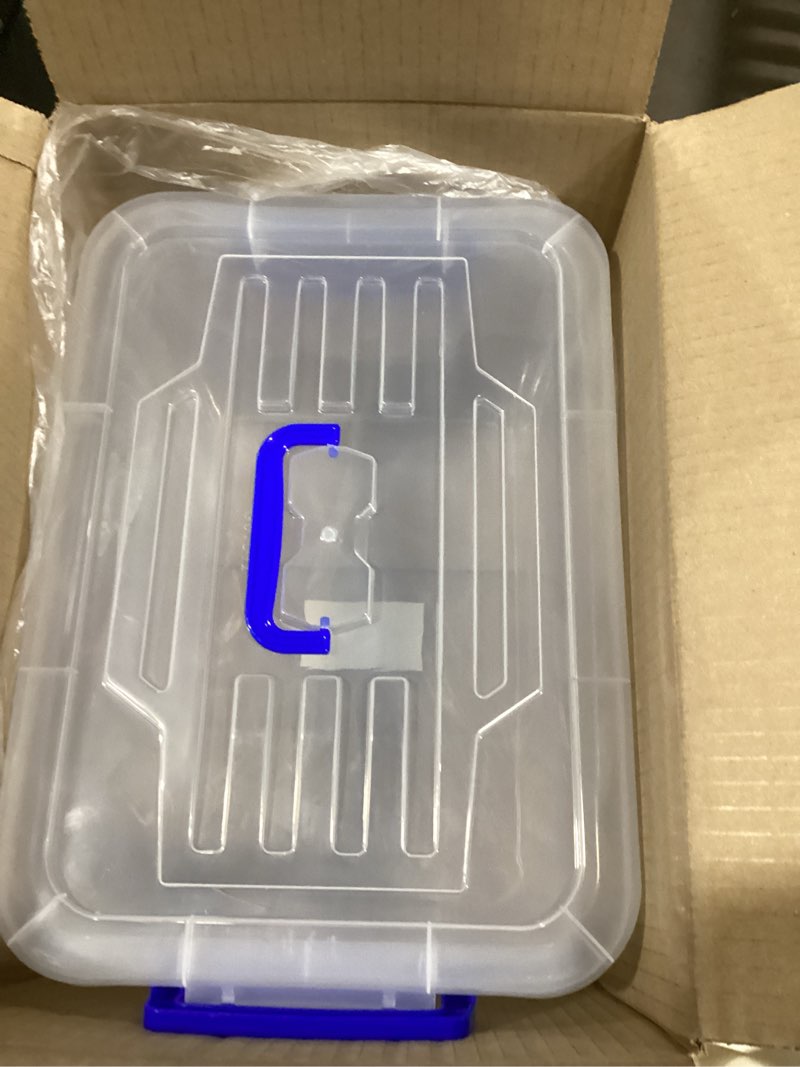 Condition photo showing New/Like New for Basicwise Large Clear Storage Container with Lid and Handles 1
