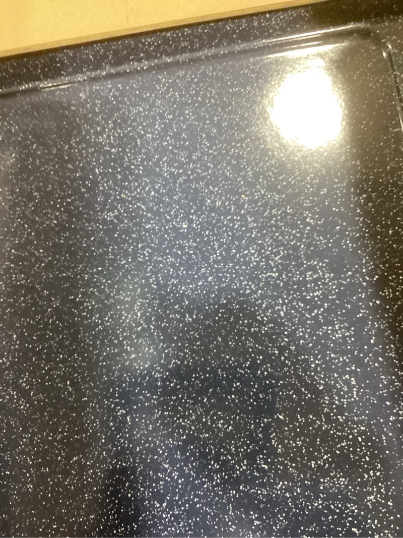Condition photo showing Good Condition for Metal cutting board